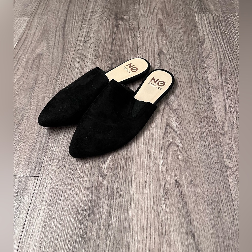 Black Mules